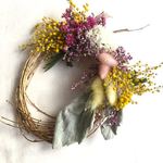 送料無料☆mimosa wreath ミモザのリース　春リース　季節のリース　ドライフラワーリース　ミモザ×エリカ×ラグラス×スターチス/m5