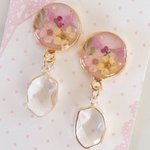 ドライフラワー入りレジンピアス（イヤリング）春