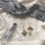 ショッパーをサブバッグにしがちな女がつけるピアス