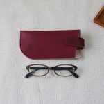 本革のメガネケース(wine red)