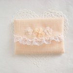 可愛い花とレースのポケットティッシュケース（サーモンピンク）