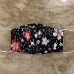 大人用マスク　２３ 布マスク　黒に桜+白猫　× 金魚　ハンドメイド