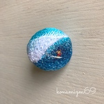 ビッグウェーブに乗るサーファーの刺繍ヘアゴム 【バッジ変更可】