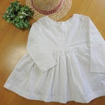 110サイズ　シンプルコットン白いチュニック　