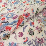 白練色 本加賀友禅 四季花に宝尽くし模様 小紋 正絹縮緬 丹後ちりめん おくみ部分 No.4【200cm×18cm】着物の解き 和布 生地 はぎれ リメイク素材 silk100%