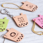 【3個セット割】名入れ＆選べる動物★タピオカお名前キーホルダー[全3色]＜送料無料＞