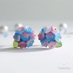 鮮やか紫陽花の一粒イヤリング／ピアス（青紫）