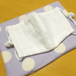 【緊急作成・送料無料】真っ白マスク※裏面ベージュ【大人用少し小さめ】