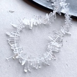 クリスタルAA++　氷柱シェイプ　極細　天然石パーツ