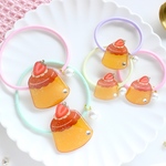 ぷっくり苺のせプリン＊きらきらヘアゴム