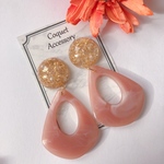 送料無料♡金箔カボション×アクリルチャームイヤリング／ピアス