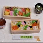 『春の二段会席弁当～ちらし寿司～♪』（ミニチュアフード）