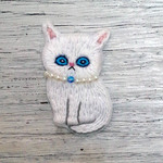 【dotusako様ご予約品】ペルシャネコの刺繍ブローチ