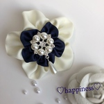コサージュ♡happiness flower♡アンティークホワイト×サテンネイビー♡卒園卒業入園入学♡セレモニー♡再販