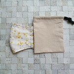 ハンドメイド　ガーゼマスク＆マスクケース（ミニ巾着）スター　大人用　花粉症仲間に届け！！