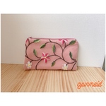 花刺繍のぺたんこポーチ