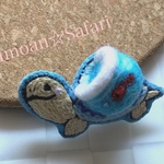 送料無料!! 金魚さんと一緒♡*happy カメさん  ブローチ