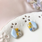 ku*momo𓆸𓇢春のミモザ 変形レジン フラワーピアス 入学式