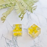 ミモザのミニミニピアス・イヤリング