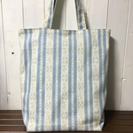  縦長トートバッグ*エコバッグ*爽やかブルー*ショルダー可能な長めの持ち手*ポケット無しタイプ*