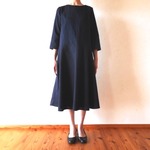 木綿のフレアワンピース（濃紺）