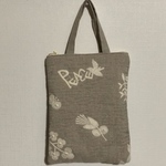 forestparade バッグ型ポーチ　ミナペルホネンの刺繍生地