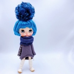 古代紫のコクーンワンピースと大きめふわふわポンポンのヘッドアクセのセット