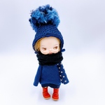 “ホララサイズ” 濃紺のコクーンワンピースとふわふわ大きめポンポンのセット