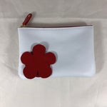本革お花ポーチ　ベビーシューズとお揃い　革　小物入れ　お花　レザーポーチ