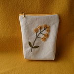 黄色の花木の刺繍の帆布のポーチ　　 ミニ