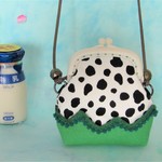 ホルスタイン🐄プチサコッシュ（草vr.）