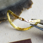 うろこＵ字リング　brass