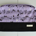 【受注後製作】ねこと音符柄の座布団式防災頭巾カバー　パープル