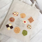 Cafe-sweets☆羊毛刺繍トート〜焼菓子🍪