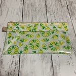 マスクポーチ  スケルトン　黄色　レモン柄🍋