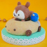 どんぐりすカー