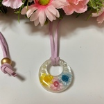 スターフラワーとパールのネックレス