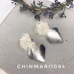 お花とシルバーのピアス