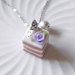 ローズケーキのネックレス（パープル）