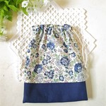 大人素敵な　リバティ＊フェリシテ＊ブルーの巾着