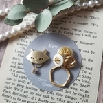 gold cat ﾎﾞﾀﾝﾋﾟｱｽ  ﾎﾞﾀﾝｲﾔﾘﾝｸﾞ