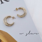 w slur＊チタンポスト ゴールド 三連フープ ピアス/イヤリング