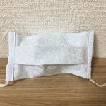 『淡いグレーの花柄＆お花柄』の大人用ハンドメイドマスク