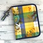 手帳カバーLスタンダードタイプキーチャーム付き リバティ マドラスチェック　シモーヌ