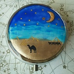 明けの明星とラクダ🐫のアクセサリー／ピルケース