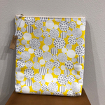 黄色にランダムドット★iPad・タブレットポーチ