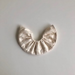 lace frill bib〈ivory〉　
