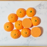 【素材】半分ミカン🍊のプラパーツ 10個