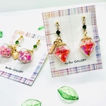 いちごのガラスドーム 完熟いちご イヤリング ピアス