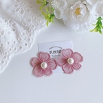 ピンクお花の刺繍シンプルピアス(イヤリング)/サージカルステンレス nonoacs